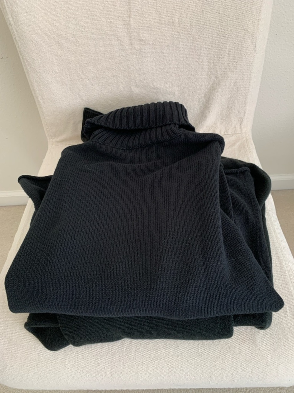 Set of 2 women’s turtleneck black sweaters, Jones NY & BCBG Maxazria